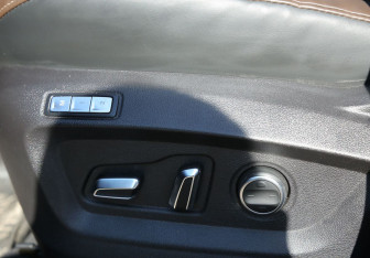 Подержанный автомобиль Chery Tiggo 8 Pro 2021 года (19 фото)