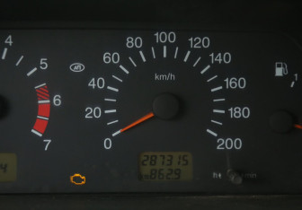 Подержанный автомобиль LADA (ВАЗ) 2115 2011 года (18 фото)