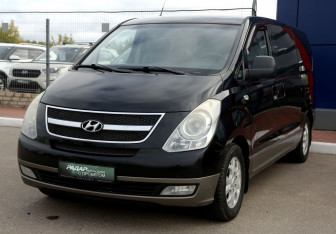 Подержанный автомобиль Hyundai H-1 2008 года (3 фото)