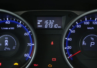 Подержанный автомобиль Hyundai ix35 2015 года (18 фото)