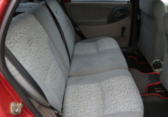 Подержанный автомобиль LADA (ВАЗ) Kalina Hatchback 2007 года (11 фото)