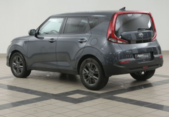 Подержанный автомобиль Kia Soul 2019 года (2 фото)
