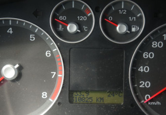 Подержанный автомобиль Ford C-MAX 2006 года (17 фото)