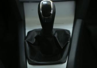 Подержанный автомобиль Skoda Octavia Liftback 2010 года (15 фото)