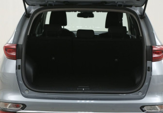 Подержанный автомобиль Kia Sportage 2019 года (9 фото)