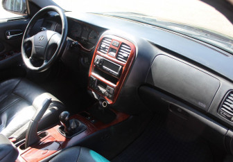 Подержанный автомобиль Hyundai Sonata 2008 года (10 фото)