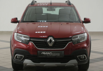 Подержанный автомобиль Renault Sandero 2020 года (6 фото)