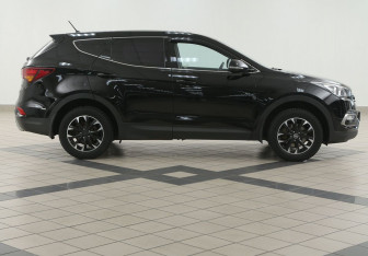 Подержанный автомобиль Hyundai Santa Fe 2016 года (5 фото)