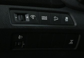 Подержанный автомобиль Hyundai Santa Fe 2016 года (16 фото)