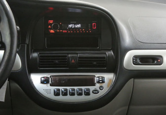 Подержанный автомобиль Chevrolet Rezzo 2007 года (9 фото)