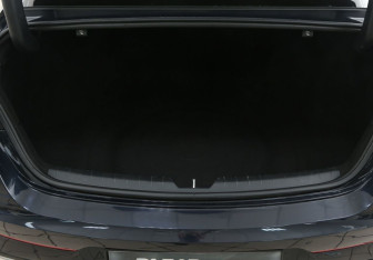 Подержанный автомобиль Kia K5 2020 года (9 фото)