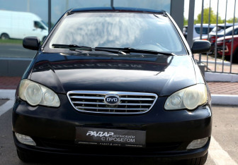 Подержанный автомобиль BYD F3 Sedan 2008 года (2 фото)