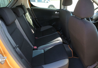 Подержанный автомобиль Peugeot 207 Hatchback 2008 года (11 фото)