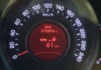 Подержанный автомобиль Kia Sportage 2010 года (19 фото)