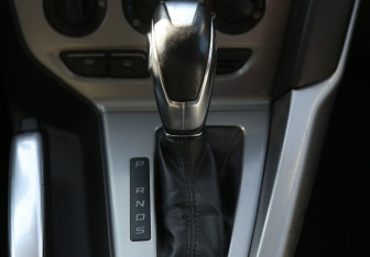 Подержанный автомобиль Ford Focus Wagon 2013 года (15 фото)