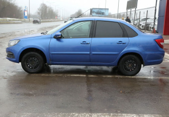 Подержанный автомобиль LADA (ВАЗ) Granta Sedan 2020 года (8 фото)