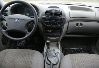 Подержанный автомобиль LADA (ВАЗ) Kalina Sedan 2009 года (12 фото)