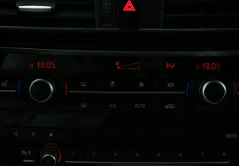 Подержанный автомобиль BMW X5 2017 года (19 фото)