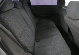 Подержанный автомобиль Kia Spectra Sedan 2008 года (11 фото)