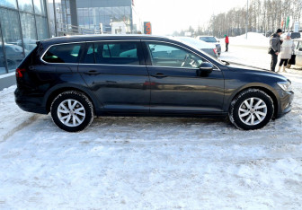 Подержанный автомобиль Volkswagen Passat Wagon 2017 года (7 фото)