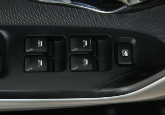 Подержанный автомобиль Kia Ceed Hatchback 2012 года (17 фото)