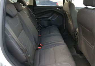 Подержанный автомобиль Ford Kuga 2014 года (11 фото)