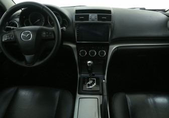 Подержанный автомобиль Mazda 6 Sedan 2011 года (12 фото)