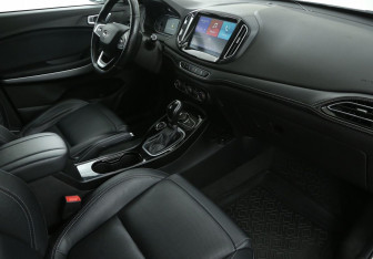 Подержанный автомобиль Chery Tiggo 7 2019 года (9 фото)