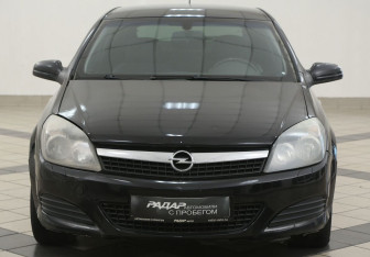 Подержанный автомобиль Opel Astra Hatchback 2008 года (6 фото)