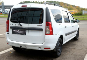 Подержанный автомобиль LADA (ВАЗ) Largus Wagon 2020 года (6 фото)