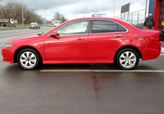 Подержанный автомобиль Honda Accord Sedan 2007 года (8 фото)