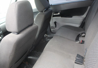 Подержанный автомобиль LADA (ВАЗ) Priora Hatchback 2011 года (12 фото)