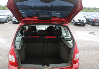 Подержанный автомобиль LADA (ВАЗ) Kalina Wagon 2011 года (16 фото)