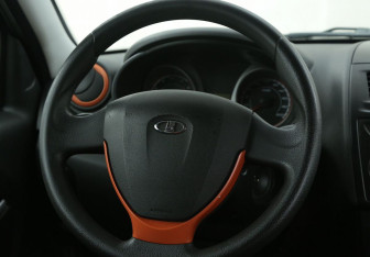 Подержанный автомобиль LADA (ВАЗ) Kalina Wagon 2017 года (16 фото)