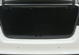 Подержанный автомобиль Kia Optima Sedan 2018 года (9 фото)