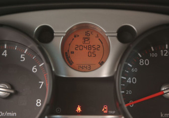 Подержанный автомобиль Nissan Qashqai 2008 года (20 фото)