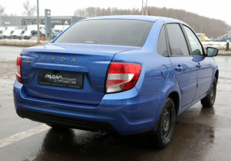 Подержанный автомобиль LADA (ВАЗ) Granta Sedan 2020 года (6 фото)