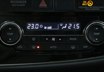 Подержанный автомобиль Mitsubishi Outlander 2012 года (18 фото)