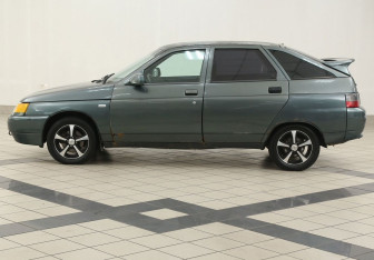Подержанный автомобиль LADA (ВАЗ) 2112 2006 года (7 фото)