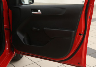 Подержанный автомобиль Kia Picanto 2018 года (19 фото)