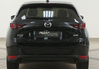 Подержанный автомобиль Mazda CX-5 2018 года (3 фото)