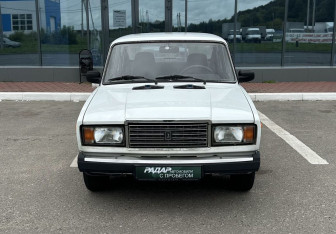 Подержанный автомобиль LADA (ВАЗ) 2107 2011 года (2 фото)