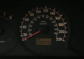 Подержанный автомобиль Kia Spectra Sedan 2006 года (18 фото)