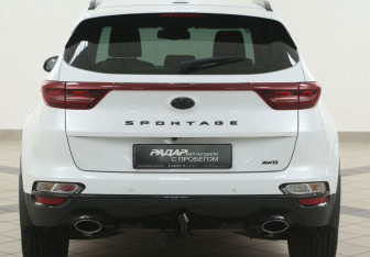 Подержанный автомобиль Kia Sportage 2021 года (3 фото)
