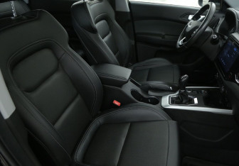 Подержанный автомобиль Chery Tiggo 4 2021 года (10 фото)