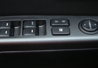 Подержанный автомобиль Kia Rio Sedan 2014 года (18 фото)