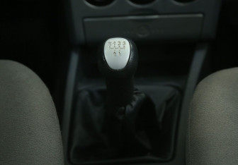 Подержанный автомобиль LADA (ВАЗ) Priora Hatchback 2012 года (15 фото)