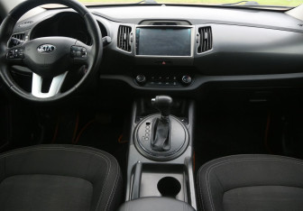 Подержанный автомобиль Kia Sportage 2013 года (12 фото)