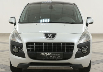 Подержанный автомобиль Peugeot 3008 2011 года (6 фото)