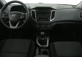 Подержанный автомобиль Hyundai Creta 2018 года (12 фото)